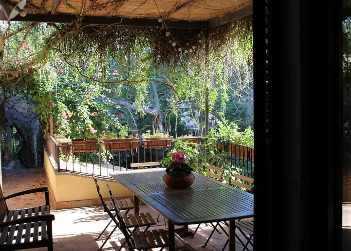 Inn The Garden