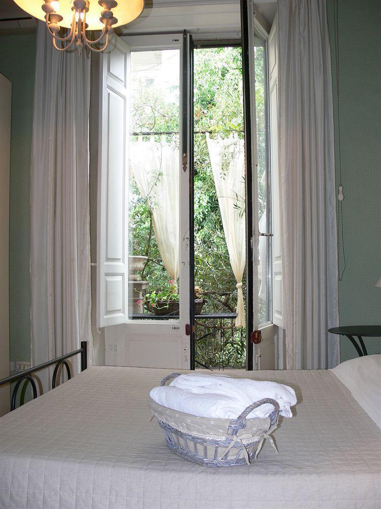 Bed & Breakfast The Garden 4*
